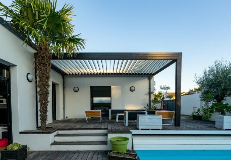 Comment fonctionne une pergola bioclimatique ?