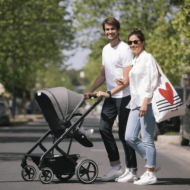 Comment choisir une poussette et un siège auto ?